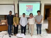 Mengabuburit Ramadan STF Driyarkara