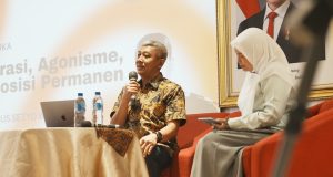 Politik Tanpa Oposisi: Antara Harmoni Kosmis dan Kekosongan Subjek